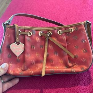 Dooney & Burke 10x6 Redish